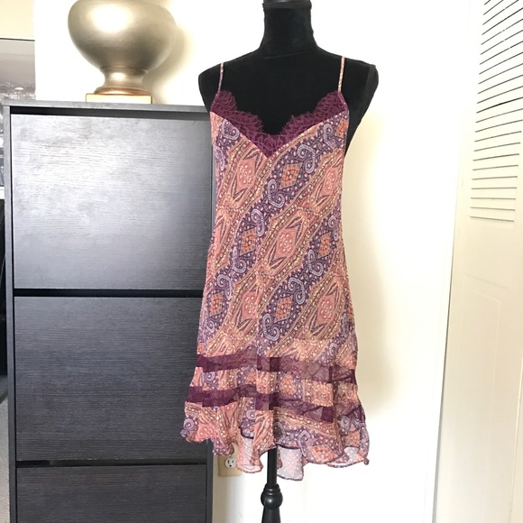 Victoria's Secret lingerie slip w/ lace size M - Picture 4 of 8